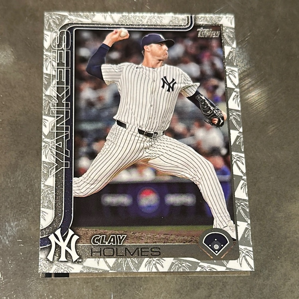 Topps Yankees Clay Holmes Baseball Card